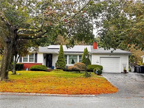 91 Ridgeway Road Cranston RI 02920