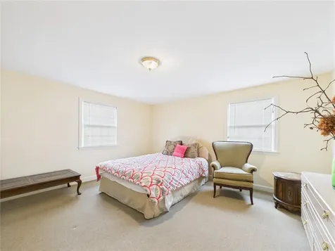 150 Central Avenue Johnston RI 02919