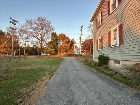 481 Oliphant Lane Middletown RI 02842