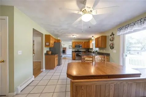 2 Nicole Way Rehoboth MA 02769