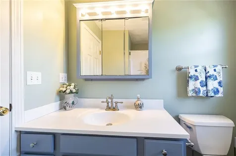 2 Nicole Way Rehoboth MA 02769