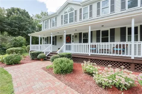 2 Nicole Way Rehoboth MA 02769