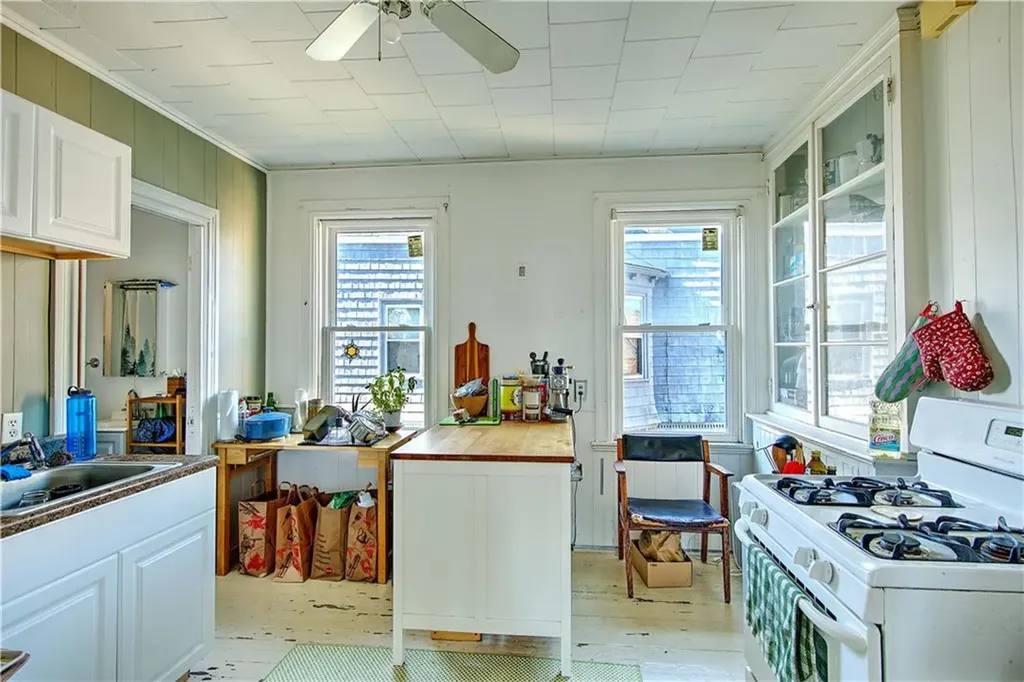 427 Wickenden Street Providence RI 02903