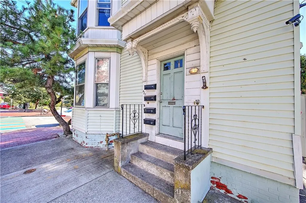 427 Wickenden Street Providence RI 02903