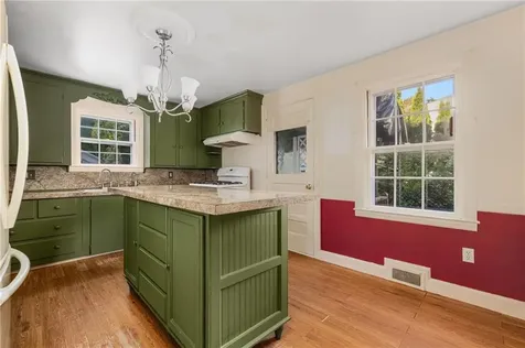 2 Preserved Arnold Court Lincoln RI 02865