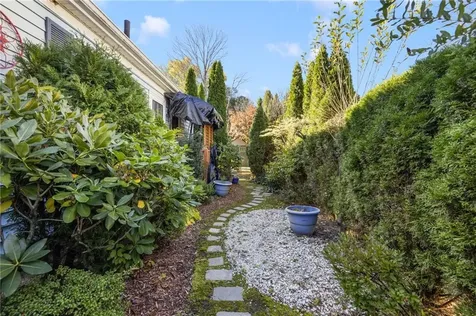 2 Preserved Arnold Court Lincoln RI 02865