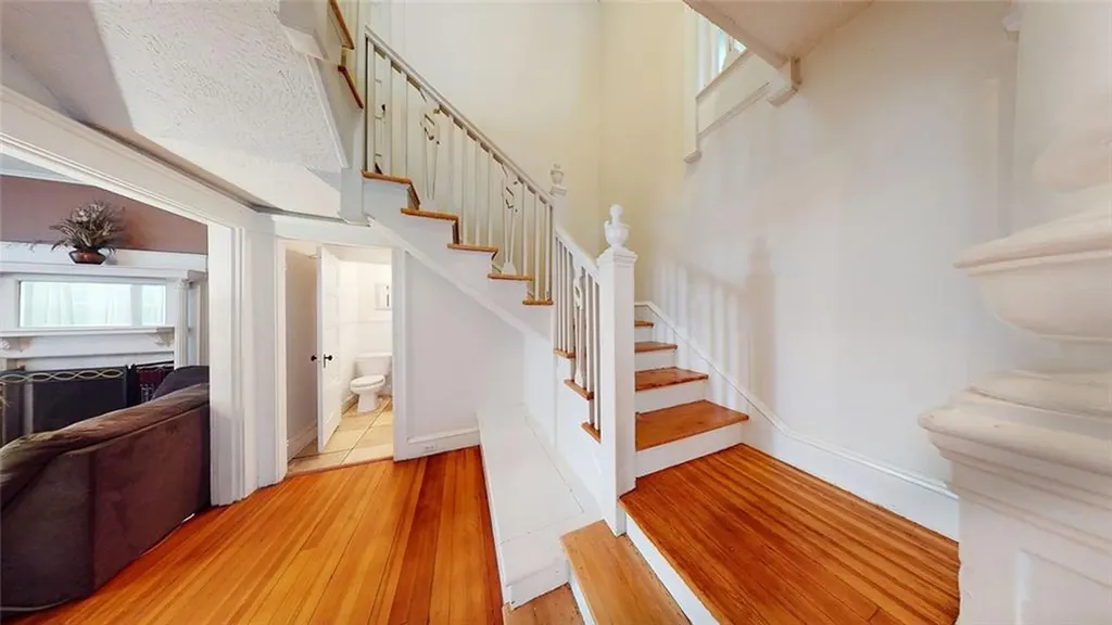 341 Blackstone Street Woonsocket RI 02895