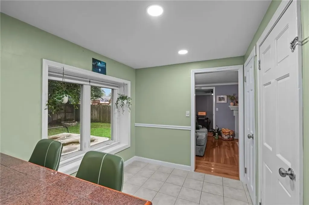 126 Fairfax Drive Warwick RI 02888