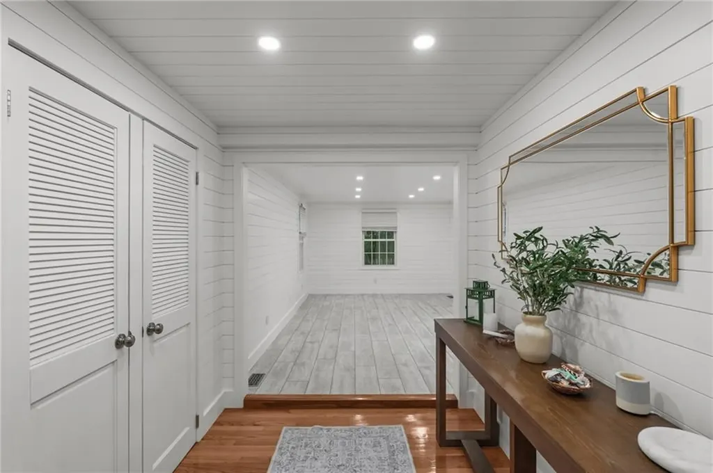 126 Fairfax Drive Warwick RI 02888