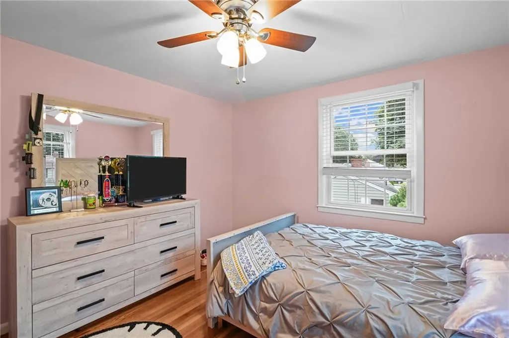 126 Fairfax Drive Warwick RI 02888