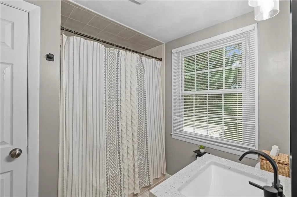 126 Fairfax Drive Warwick RI 02888