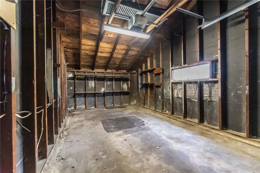 67 Brewster Drive Warwick RI 02889