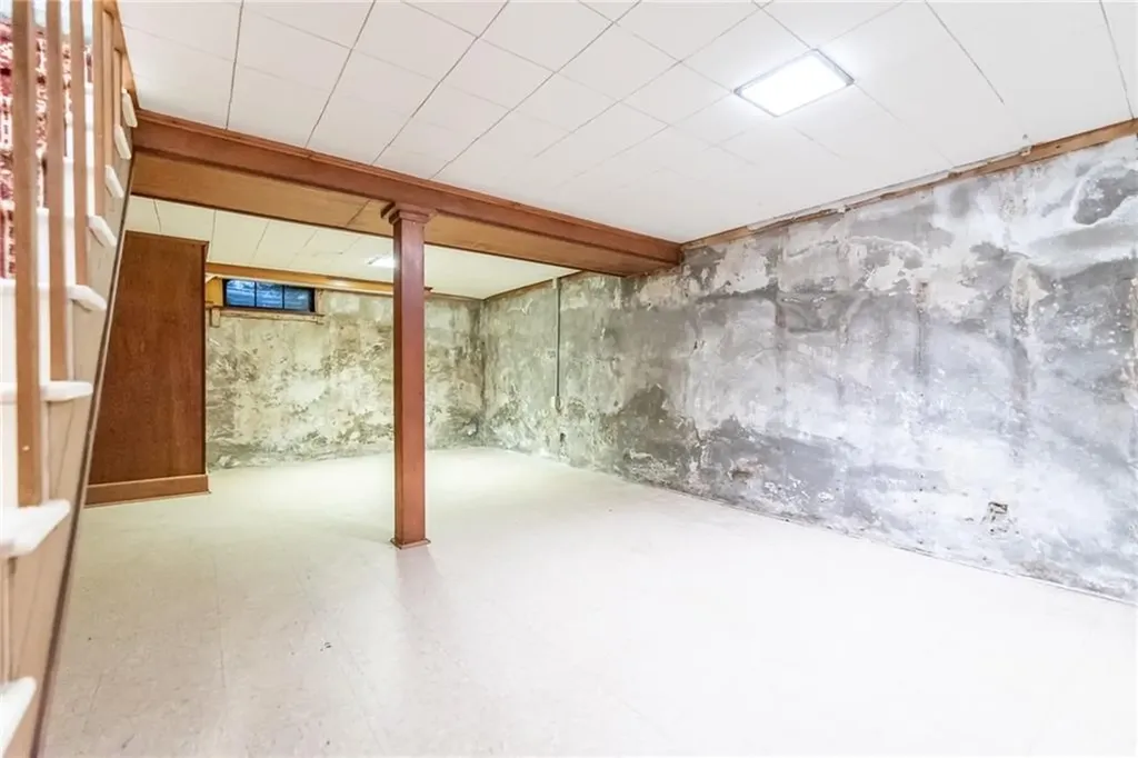 67 Brewster Drive Warwick RI 02889