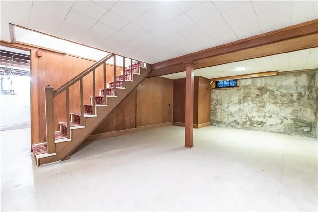 67 Brewster Drive Warwick RI 02889