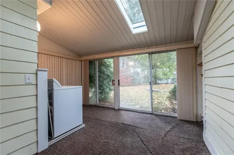 67 Brewster Drive Warwick RI 02889