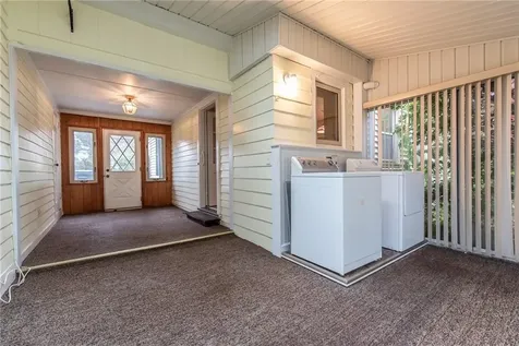 67 Brewster Drive Warwick RI 02889