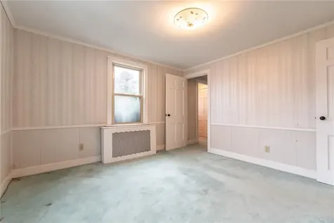 67 Brewster Drive Warwick RI 02889