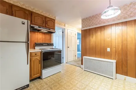 67 Brewster Drive Warwick RI 02889