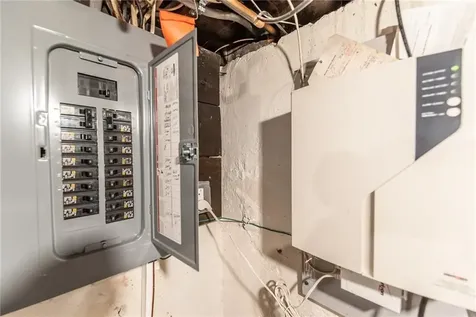 67 Brewster Drive Warwick RI 02889