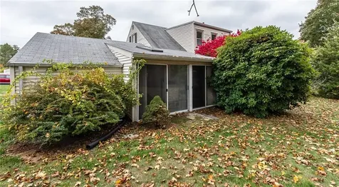 67 Brewster Drive Warwick RI 02889