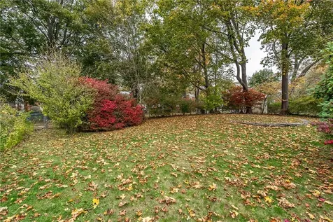 67 Brewster Drive Warwick RI 02889