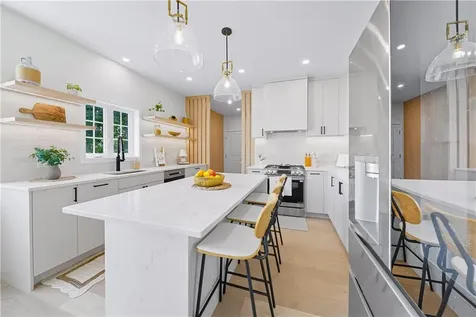 27 Soar Way Newport RI 02840