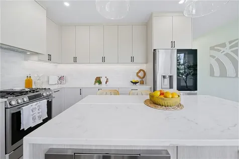 27 Soar Way Newport RI 02840