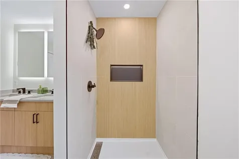 27 Soar Way Newport RI 02840