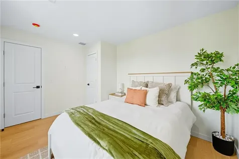 27 Soar Way Newport RI 02840