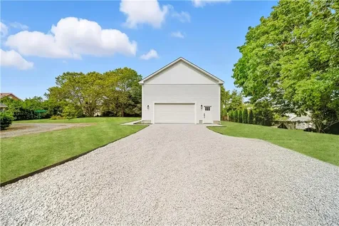 27 Soar Way Newport RI 02840