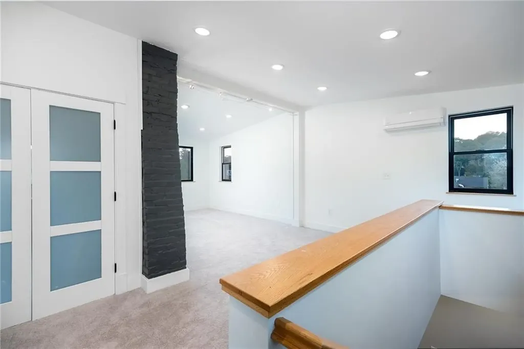 81 Gentian Avenue Providence RI 02908