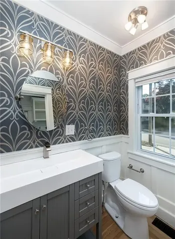 81 Gentian Avenue Providence RI 02908