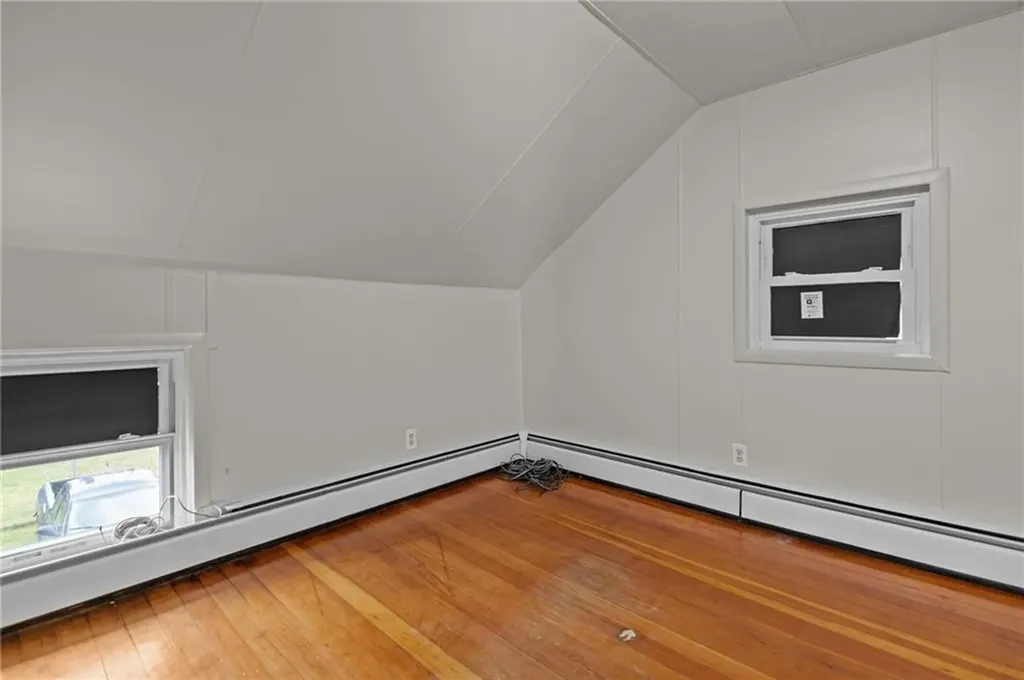 71 Rowan Street Providence RI 02908