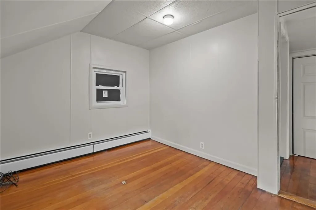 71 Rowan Street Providence RI 02908