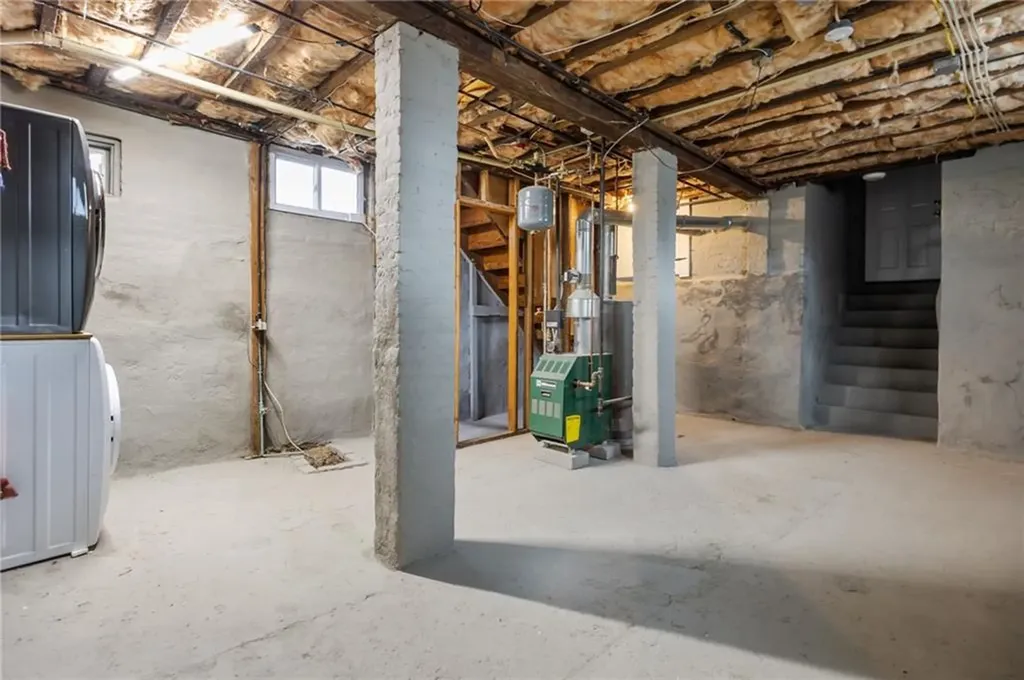 71 Rowan Street Providence RI 02908