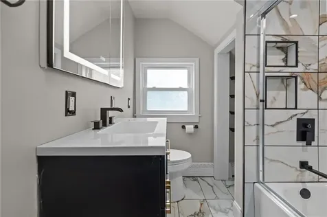 71 Rowan Street Providence RI 02908