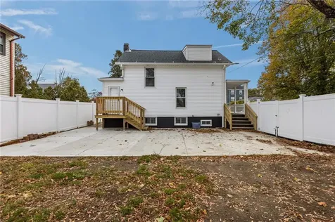 71 Rowan Street Providence RI 02908