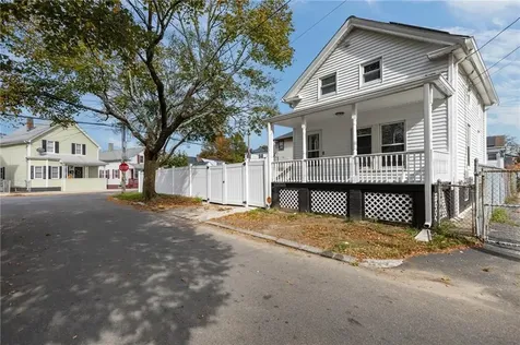 71 Rowan Street Providence RI 02908