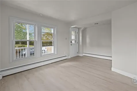 71 Rowan Street Providence RI 02908