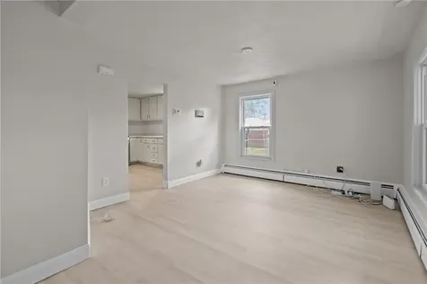 71 Rowan Street Providence RI 02908