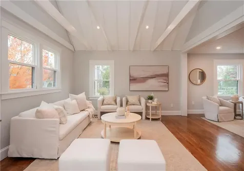 103 Champlin N Place Newport RI 02840