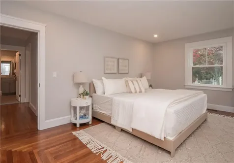 103 Champlin N Place Newport RI 02840