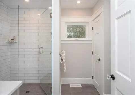 103 Champlin N Place Newport RI 02840