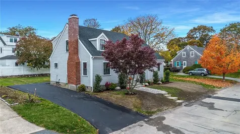 103 Champlin N Place Newport RI 02840