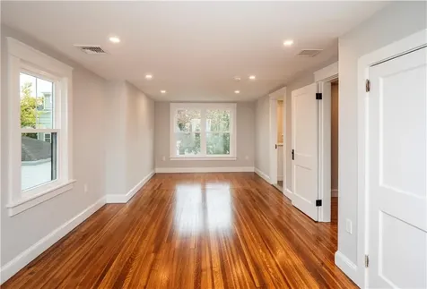 103 Champlin N Place Newport RI 02840