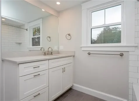 103 Champlin N Place Newport RI 02840