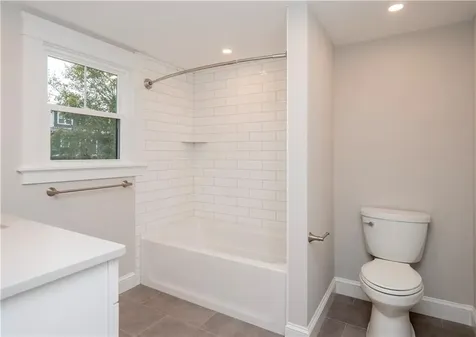 103 Champlin N Place Newport RI 02840