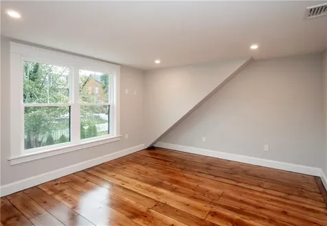 103 Champlin N Place Newport RI 02840