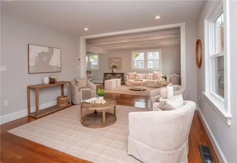 103 Champlin N Place Newport RI 02840