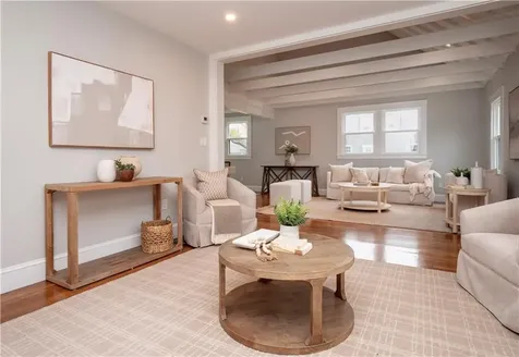 103 Champlin N Place Newport RI 02840